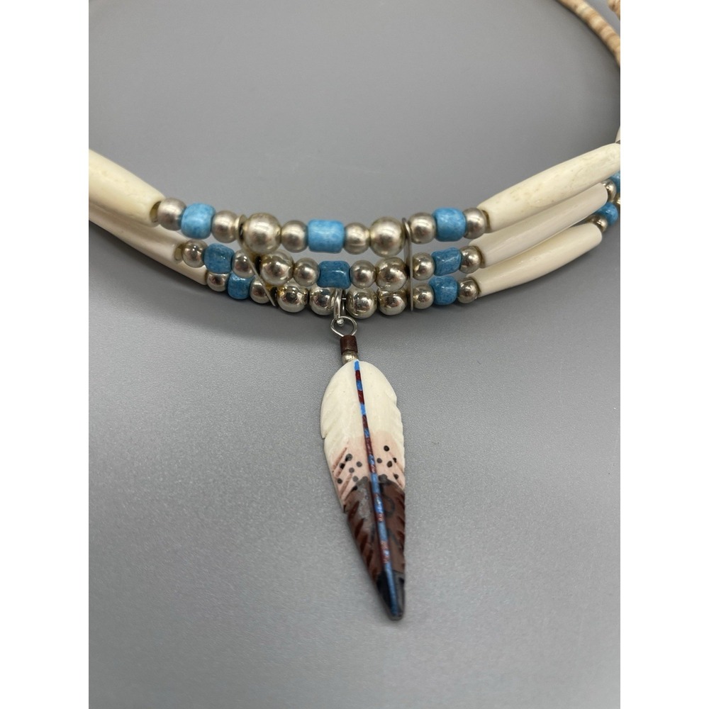 Handmade native necklace cream, turquoise, silver beads with feather - Picture 2 of 10